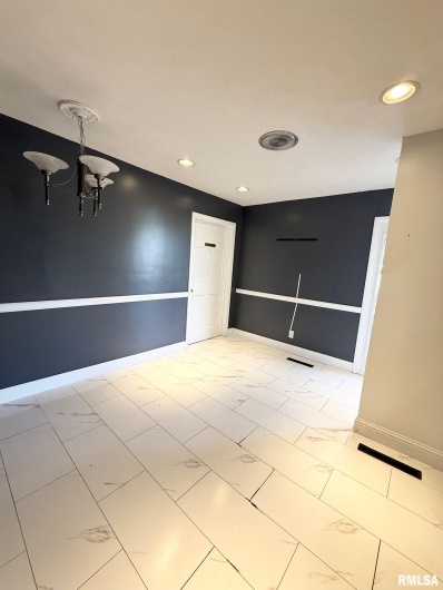 905 PARK Street, Herrin, Illinois 62948, 0 , 0 ,0,Commercial Sale,For Sale,PARK,0,RMAQC4269444