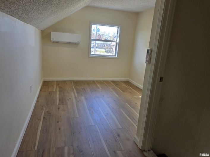 1207 MARKET Street, Marion, Illinois 62959, 4 Bedrooms Bedrooms, 0 ,2 BathroomsBathrooms,Residential,For Sale,MARKET,0,RMAEB460487