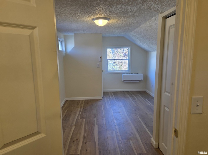 1207 MARKET Street, Marion, Illinois 62959, 4 Bedrooms Bedrooms, 0 ,2 BathroomsBathrooms,Residential,For Sale,MARKET,0,RMAEB460487