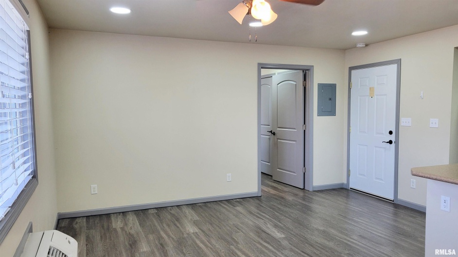 411 HESTER Street, Carbondale, Illinois 62901, 0 , 0 ,0,Residential Income,For Sale,HESTER,0,RMAEB460491