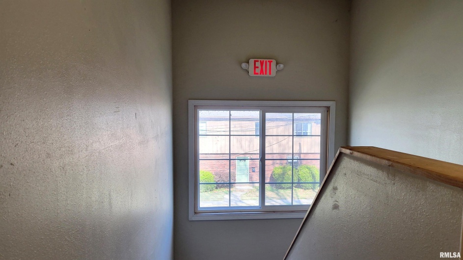 411 HESTER Street, Carbondale, Illinois 62901, 0 , 0 ,0,Residential Income,For Sale,HESTER,0,RMAEB460491