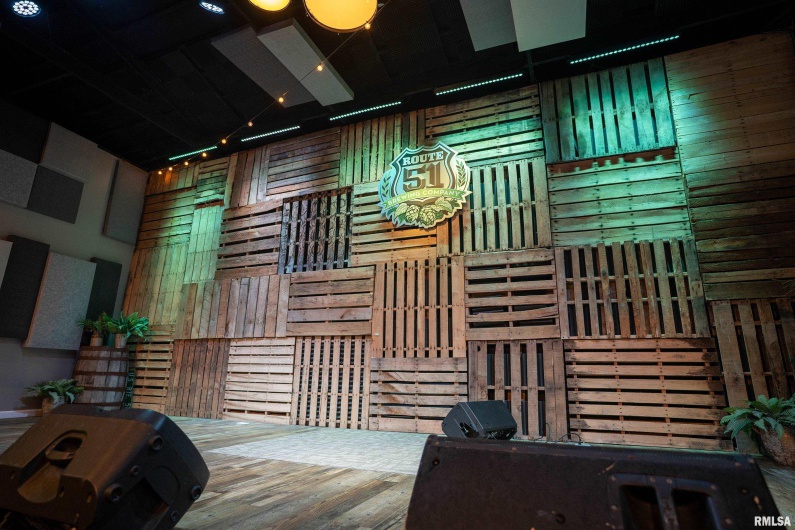 18967 Highway 51, Elkville, Illinois 62932, 0 , 0 ,0,Commercial Sale,For Sale,Highway 51,0,RMAEB460494