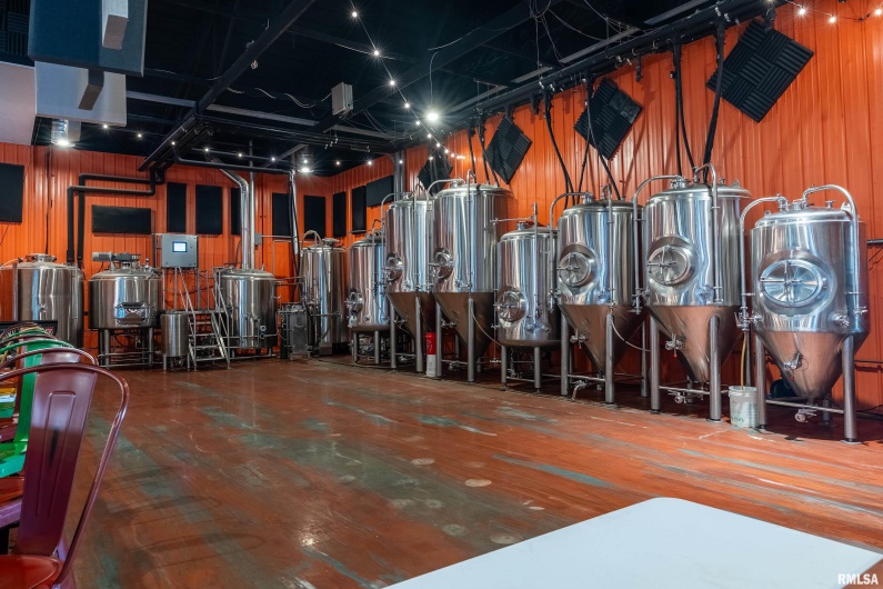 18967 Highway 51, Elkville, Illinois 62932, 0 , 0 ,0,Commercial Sale,For Sale,Highway 51,0,RMAEB460494