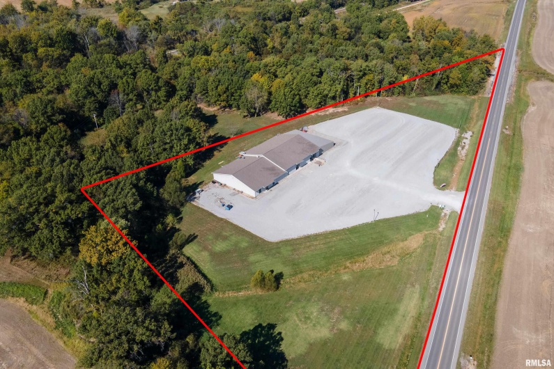 18967 Highway 51, Elkville, Illinois 62932, 0 , 0 ,0,Commercial Sale,For Sale,Highway 51,0,RMAEB460494