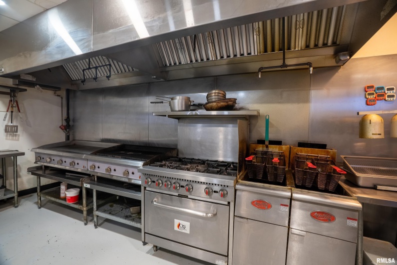 18967 Highway 51, Elkville, Illinois 62932, 0 , 0 ,0,Commercial Sale,For Sale,Highway 51,0,RMAEB460494