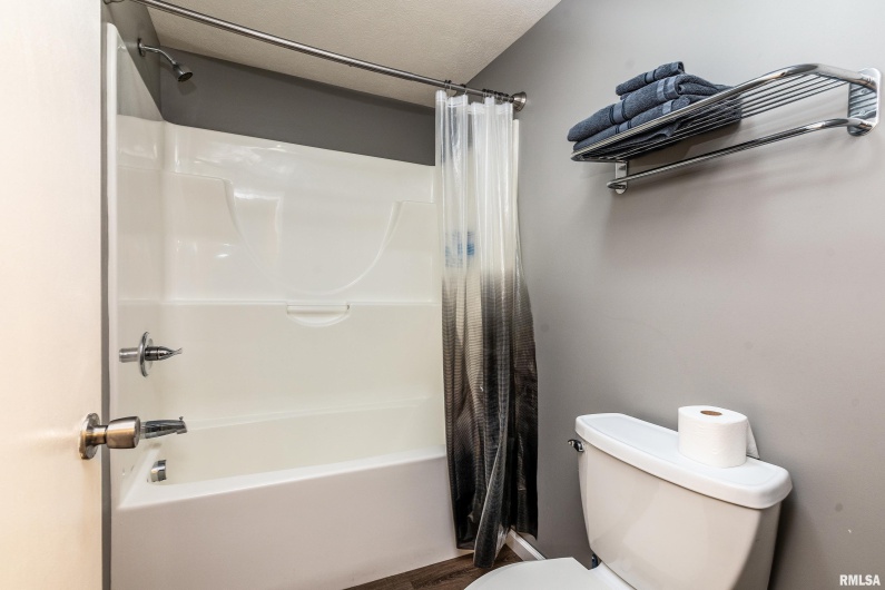 18967 Highway 51, Elkville, Illinois 62932, 0 , 0 ,0,Commercial Sale,For Sale,Highway 51,0,RMAEB460494