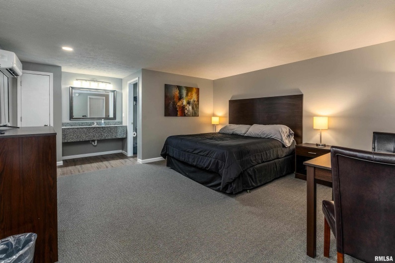 18967 Highway 51, Elkville, Illinois 62932, 0 , 0 ,0,Commercial Sale,For Sale,Highway 51,0,RMAEB460494