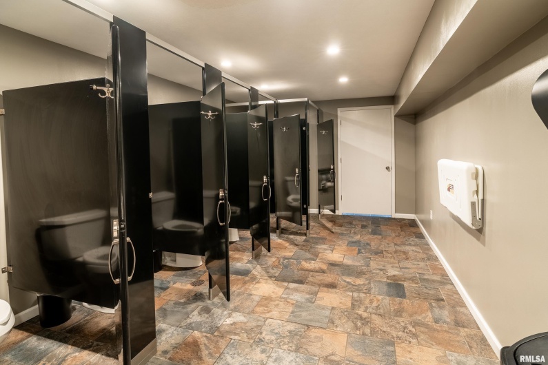 18967 Highway 51, Elkville, Illinois 62932, 0 , 0 ,0,Commercial Sale,For Sale,Highway 51,0,RMAEB460494