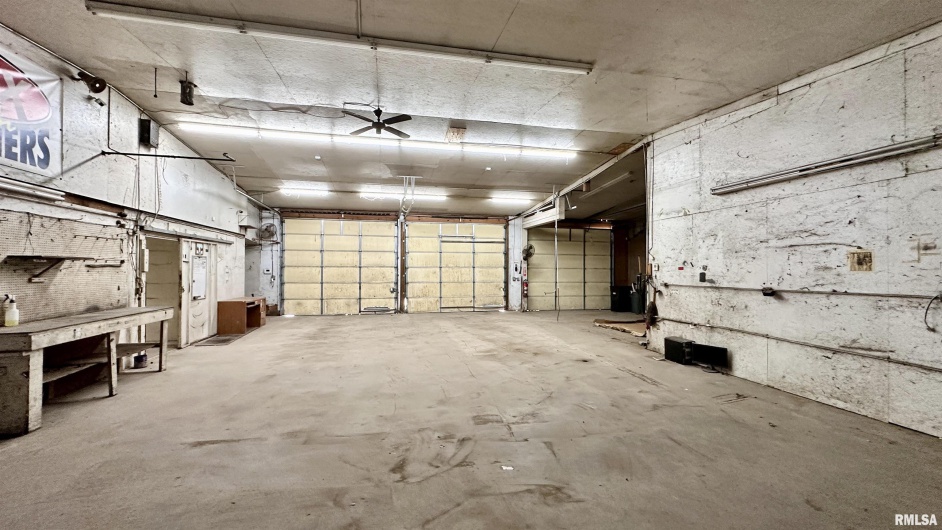 1421 MAIN Street, Harrisburg, Illinois 62946, 0 , 0 ,0,Commercial Sale,For Sale,MAIN,0,RMAEB460496