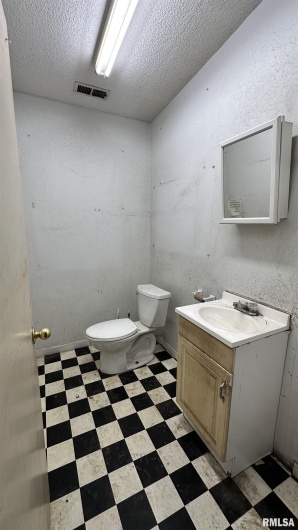 1421 MAIN Street, Harrisburg, Illinois 62946, 0 , 0 ,0,Commercial Sale,For Sale,MAIN,0,RMAEB460496