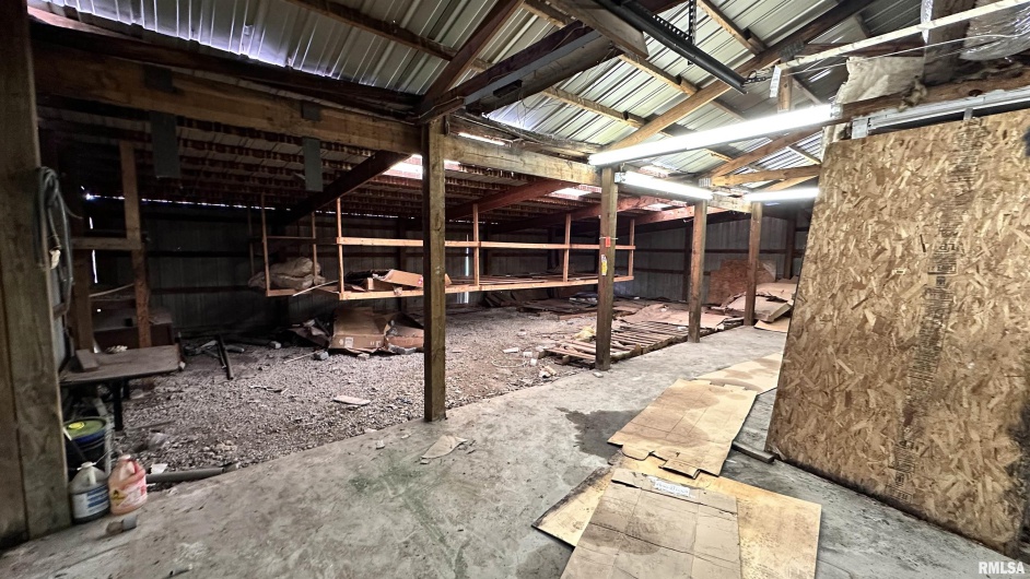 1421 MAIN Street, Harrisburg, Illinois 62946, 0 , 0 ,0,Commercial Sale,For Sale,MAIN,0,RMAEB460496