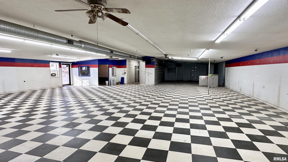 1421 MAIN Street, Harrisburg, Illinois 62946, 0 , 0 ,0,Commercial Sale,For Sale,MAIN,0,RMAEB460496