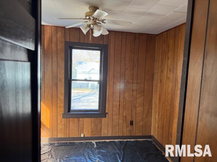 601 WILLOW Street, Carbondale, Illinois 62901, 2 Bedrooms Bedrooms, 0 ,1 BathroomBathrooms,Residential,For Sale,WILLOW,0,RMAEB460501