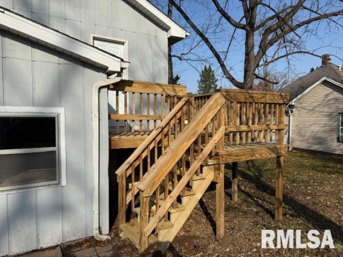 601 WILLOW Street, Carbondale, Illinois 62901, 2 Bedrooms Bedrooms, 0 ,1 BathroomBathrooms,Residential,For Sale,WILLOW,0,RMAEB460501