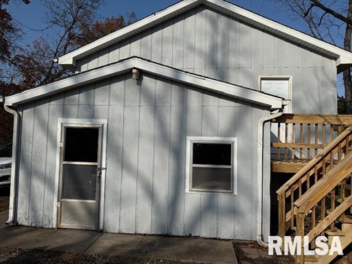 601 WILLOW Street, Carbondale, Illinois 62901, 2 Bedrooms Bedrooms, 0 ,1 BathroomBathrooms,Residential,For Sale,WILLOW,0,RMAEB460501