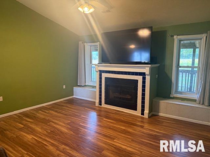 10843 Illinois Steel Road, Johnston City, Illinois 62951, 2 Bedrooms Bedrooms, 0 ,2 BathroomsBathrooms,Residential,For Sale,Illinois Steel,0,RMAEB460055