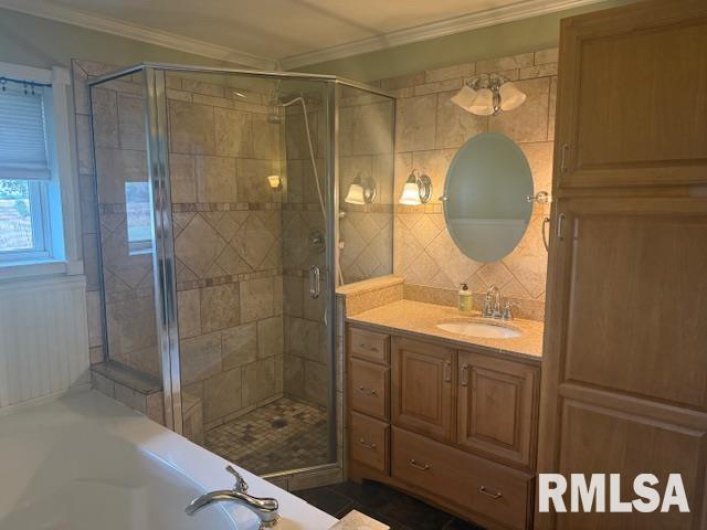 10843 Illinois Steel Road, Johnston City, Illinois 62951, 2 Bedrooms Bedrooms, 0 ,2 BathroomsBathrooms,Residential,For Sale,Illinois Steel,0,RMAEB460055