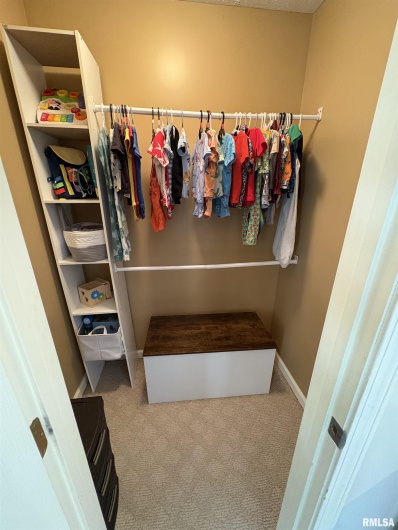 5626 Silver Fox Drive, Carterville, Illinois 62918, 3 Bedrooms Bedrooms, 0 ,2 BathroomsBathrooms,Residential,For Sale,Silver Fox,0,RMAQC4267195