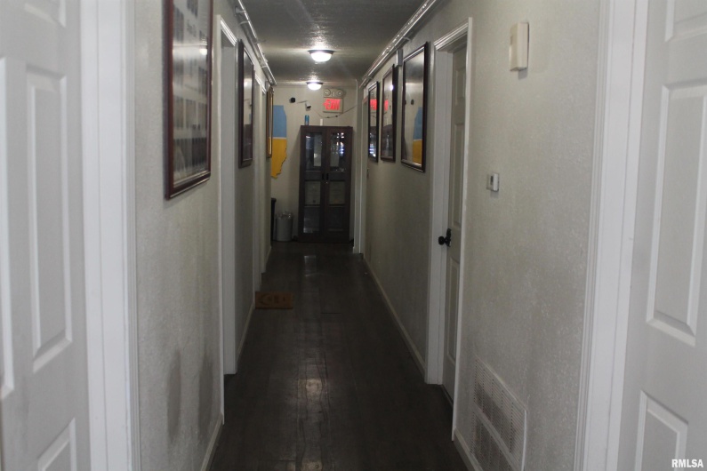 307 COLLEGE Street, Carbondale, Illinois 62901, 0 , 0 ,0,Residential Income,For Sale,COLLEGE,0,RMAEB460503