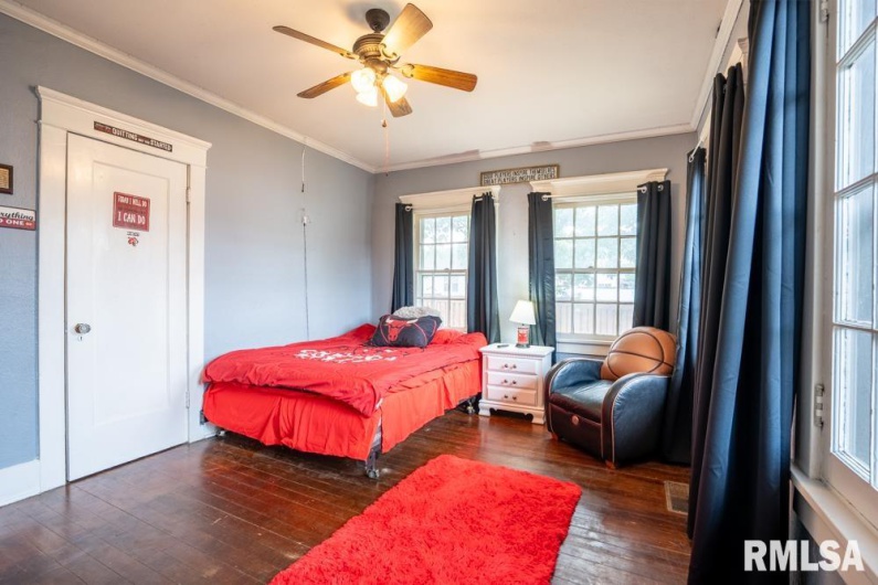 621 14TH Street, Herrin, Illinois 62948, 4 Bedrooms Bedrooms, 0 ,1 BathroomBathrooms,Residential,For Sale,14TH,0,RMAQC4267146