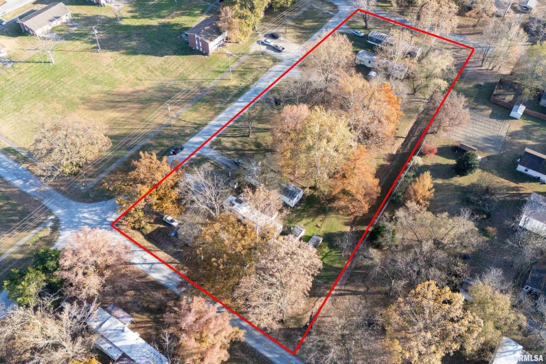 101 POPLAR Street, DeSoto, Illinois 62924, 0 , 0 ,0,Residential Income,For Sale,POPLAR,0,RMAEB460506