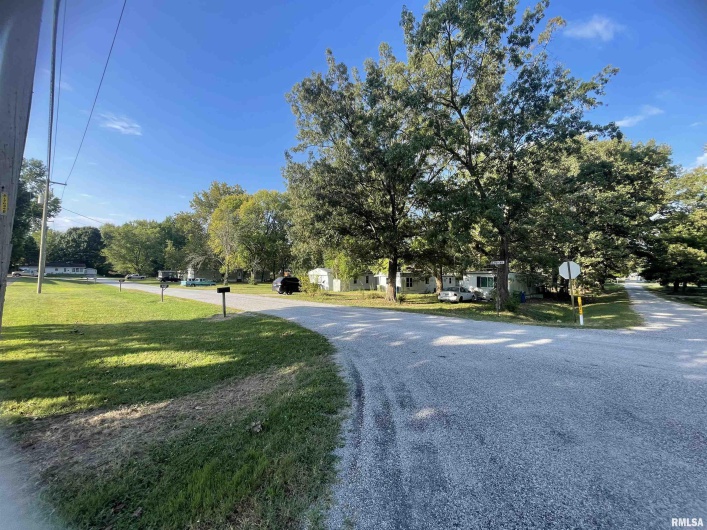 101 POPLAR Street, DeSoto, Illinois 62924, 0 , 0 ,0,Residential Income,For Sale,POPLAR,0,RMAEB460506