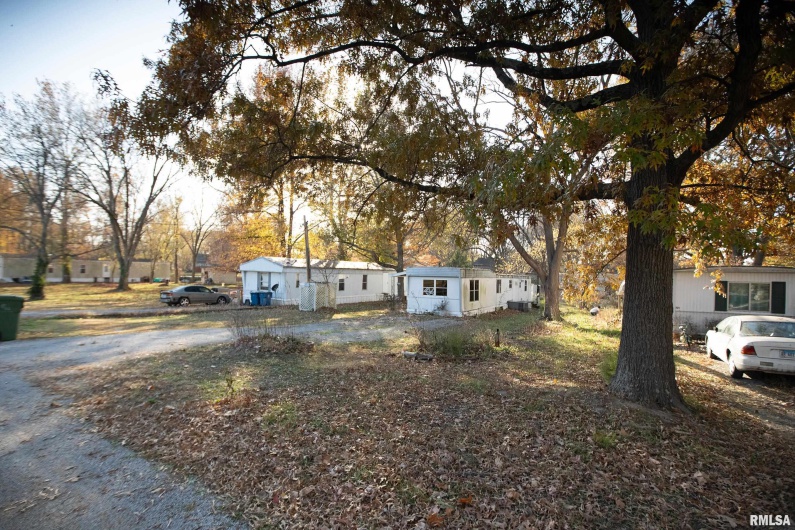 101 POPLAR Street, DeSoto, Illinois 62924, 0 , 0 ,0,Residential Income,For Sale,POPLAR,0,RMAEB460506