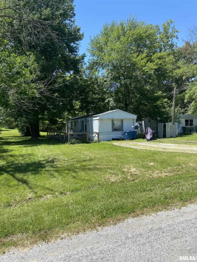 101 POPLAR Street, DeSoto, Illinois 62924, 0 , 0 ,0,Residential Income,For Sale,POPLAR,0,RMAEB460506
