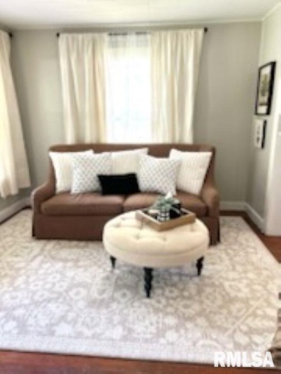 2571 ILLINOIS Avenue, Carbondale, Illinois 62901, 2 Bedrooms Bedrooms, 0 ,1 BathroomBathrooms,Residential,For Sale,ILLINOIS,0,RMAEB460508