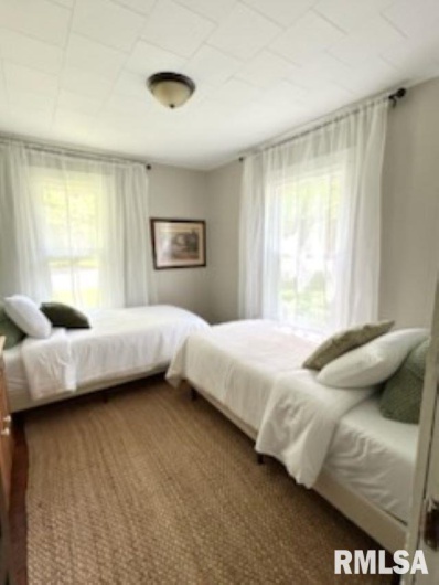 2571 ILLINOIS Avenue, Carbondale, Illinois 62901, 2 Bedrooms Bedrooms, 0 ,1 BathroomBathrooms,Residential,For Sale,ILLINOIS,0,RMAEB460508