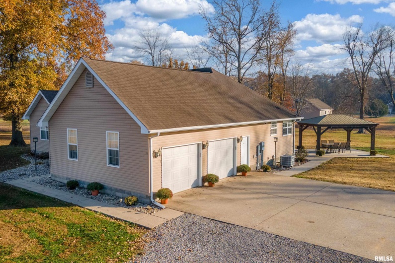 15951 Forcade Lane, Marion, Illinois 62959, 3 Bedrooms Bedrooms, 0 ,2 BathroomsBathrooms,Residential,For Sale,Forcade,0,RMAEB460516