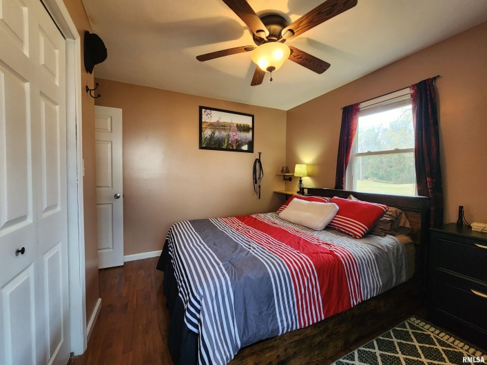 201 LINDSEY Avenue, Metropolis, Illinois 62960, 2 Bedrooms Bedrooms, 0 ,1 BathroomBathrooms,Residential,For Sale,LINDSEY,0,RMAEB460511