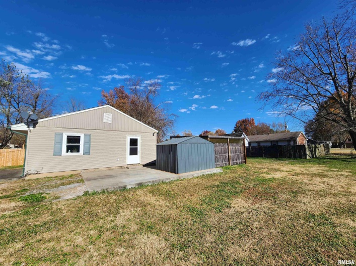 201 LINDSEY Avenue, Metropolis, Illinois 62960, 2 Bedrooms Bedrooms, 0 ,1 BathroomBathrooms,Residential,For Sale,LINDSEY,0,RMAEB460511