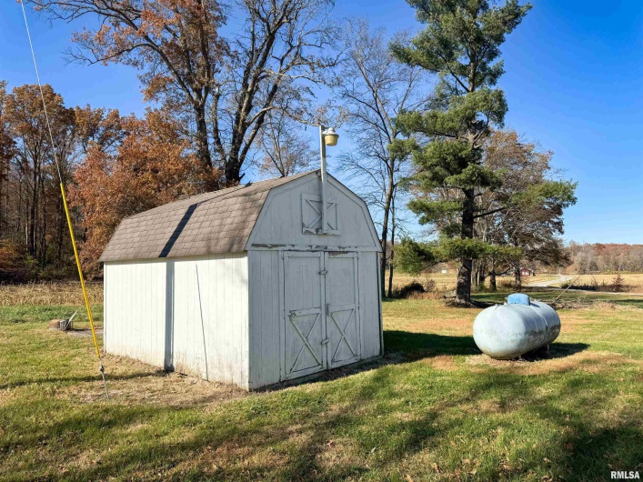 1325 BEECH Grove, Wolf Lake, Illinois 62998, 5 Bedrooms Bedrooms, 0 ,1 BathroomBathrooms,Residential,For Sale,BEECH,0,RMAEB460512