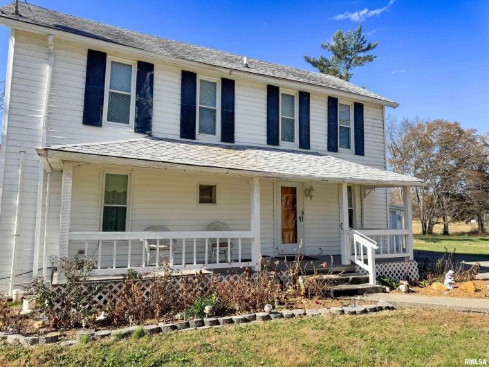 1325 BEECH Grove, Wolf Lake, Illinois 62998, 5 Bedrooms Bedrooms, 0 ,1 BathroomBathrooms,Residential,For Sale,BEECH,0,RMAEB460512