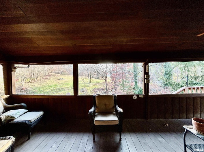 61 Schack Road, Murphysboro, Illinois 62966, 3 Bedrooms Bedrooms, 0 ,2 BathroomsBathrooms,Residential,For Sale,Schack,0,RMAEB460521