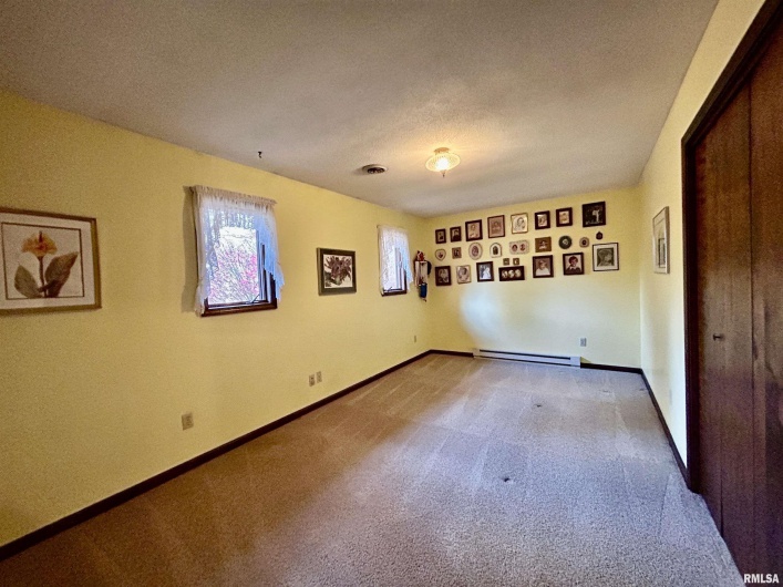 61 Schack Road, Murphysboro, Illinois 62966, 3 Bedrooms Bedrooms, 0 ,2 BathroomsBathrooms,Residential,For Sale,Schack,0,RMAEB460521