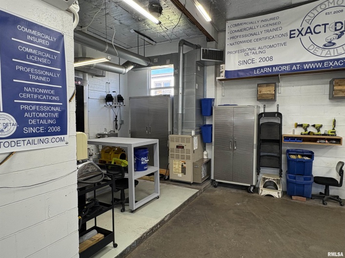 2040 WALNUT Street, Murphysboro, Illinois 62966, 0 , 0 ,0,Commercial Sale,For Sale,WALNUT,0,RMAEB460527