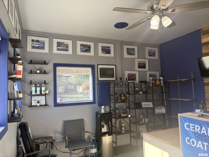 2040 WALNUT Street, Murphysboro, Illinois 62966, 0 , 0 ,0,Commercial Sale,For Sale,WALNUT,0,RMAEB460527