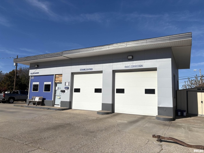 2040 WALNUT Street, Murphysboro, Illinois 62966, 0 , 0 ,0,Commercial Sale,For Sale,WALNUT,0,RMAEB460527