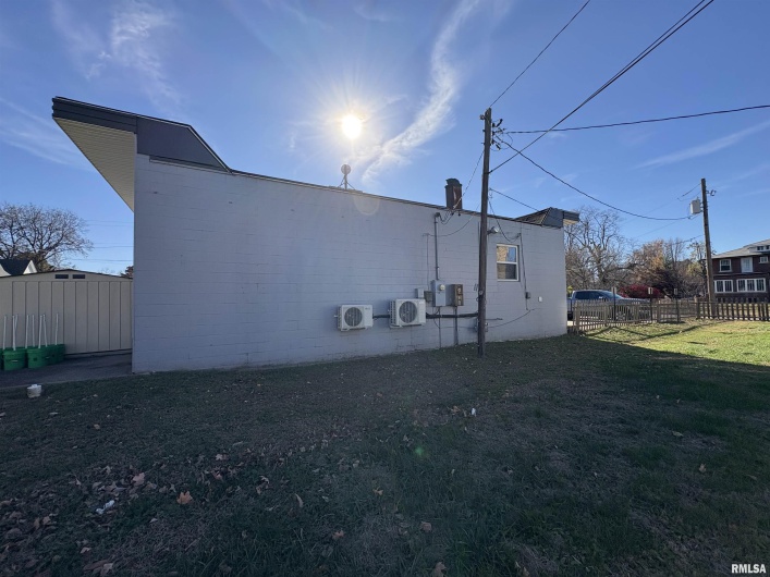2040 WALNUT Street, Murphysboro, Illinois 62966, 0 , 0 ,0,Commercial Sale,For Sale,WALNUT,0,RMAEB460527