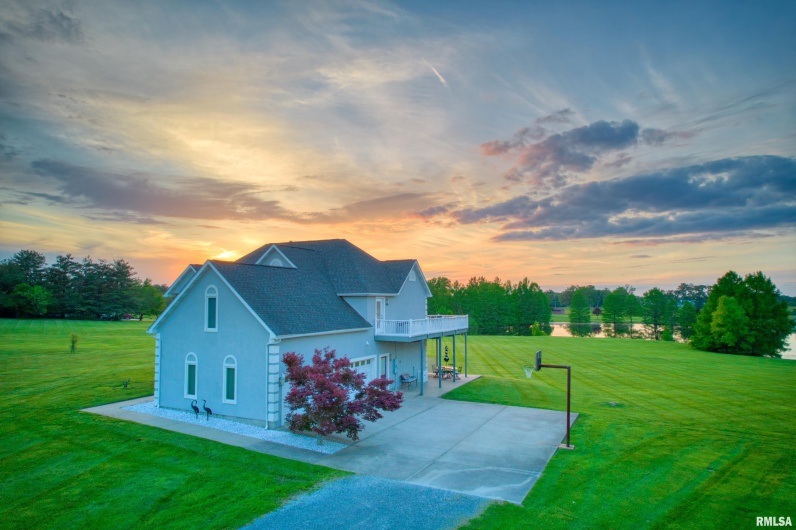 6381 Tyner Lane, Marion, Illinois 62901, 4 Bedrooms Bedrooms, 0 ,2 BathroomsBathrooms,Residential,For Sale,Tyner,0,RMAQC4269511