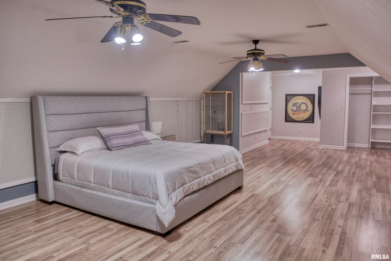 6381 Tyner Lane, Marion, Illinois 62901, 4 Bedrooms Bedrooms, 0 ,2 BathroomsBathrooms,Residential,For Sale,Tyner,0,RMAQC4269511