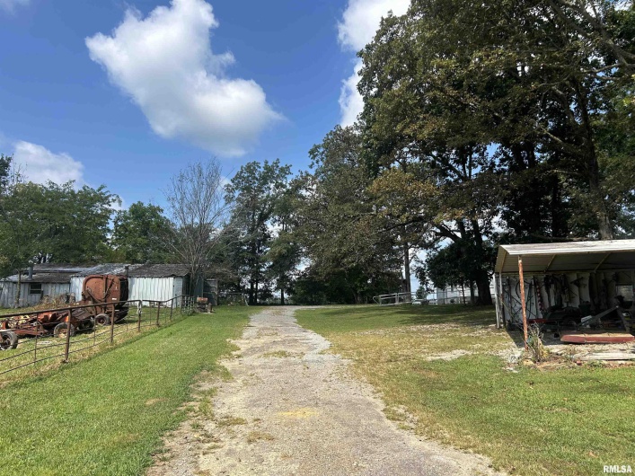 13536 Alleghany Road, Thompsonville, Illinois 62890, 3 Bedrooms Bedrooms, 0 ,2 BathroomsBathrooms,Residential,For Sale,Alleghany,0,RMAEB460528