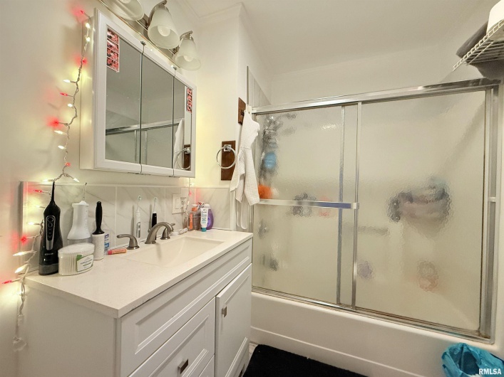 504 SOUTH Street, Harrisburg, Illinois 62946, 2 Bedrooms Bedrooms, 0 ,1 BathroomBathrooms,Residential,For Sale,SOUTH,0,RMAEB460538