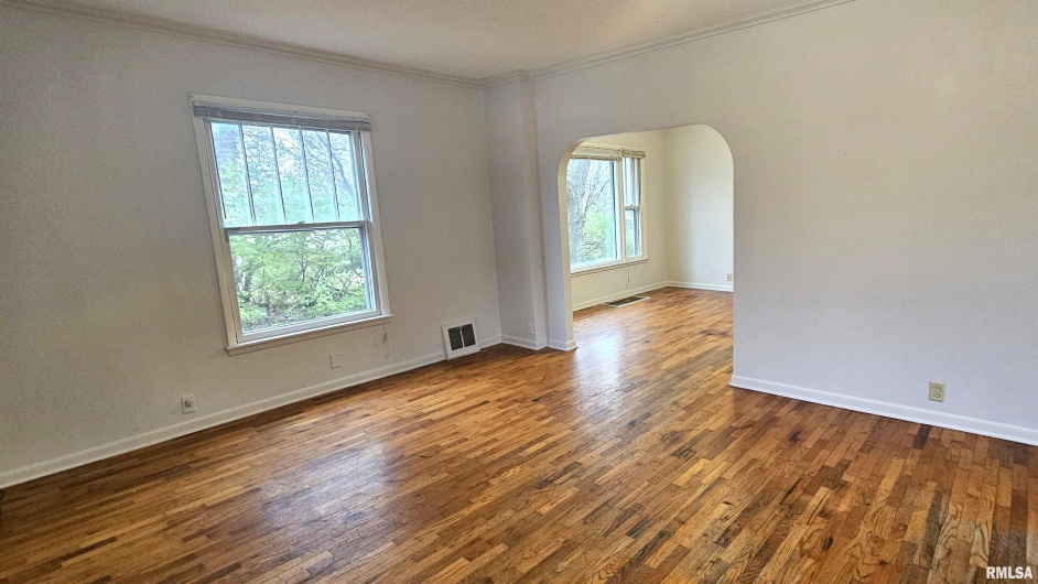 203 ORCHARD Drive, Carbondale, Illinois 62901, 3 Bedrooms Bedrooms, 0 ,3 BathroomsBathrooms,Residential,For Sale,ORCHARD,0,RMAEB460544