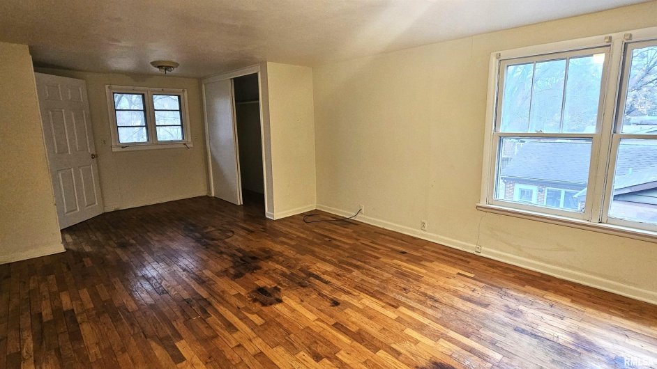 203 ORCHARD Drive, Carbondale, Illinois 62901, 3 Bedrooms Bedrooms, 0 ,3 BathroomsBathrooms,Residential,For Sale,ORCHARD,0,RMAEB460544