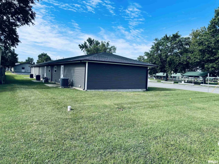 1205 Otis Street, Marion, Illinois 62959, 0 , 0 ,0,Residential Income,For Sale,Otis,0,RMAEB458703