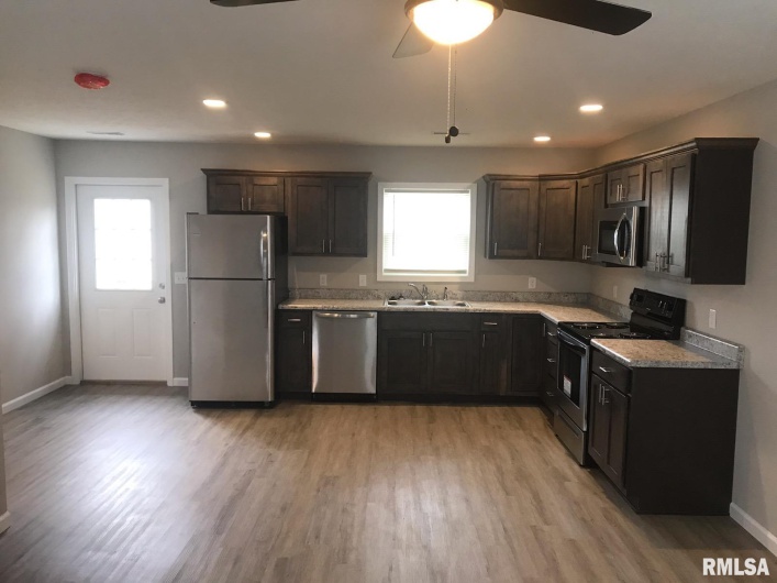 1205 Otis Street, Marion, Illinois 62959, 0 , 0 ,0,Residential Income,For Sale,Otis,0,RMAEB458703