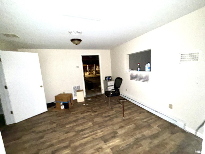 1275 Reed Station Road, Carbondale, Illinois 62901, 0 , 0 ,0,Commercial Sale,For Sale,Reed Station,0,RMAEB458219